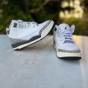 Nike Air Jordan 3 Retro Shoes Hide N Sneak Shoes Toddler Size: 11C
